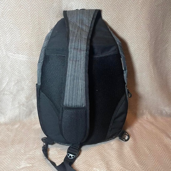 Single Shoulder Backpack - Picture 3 of 3
